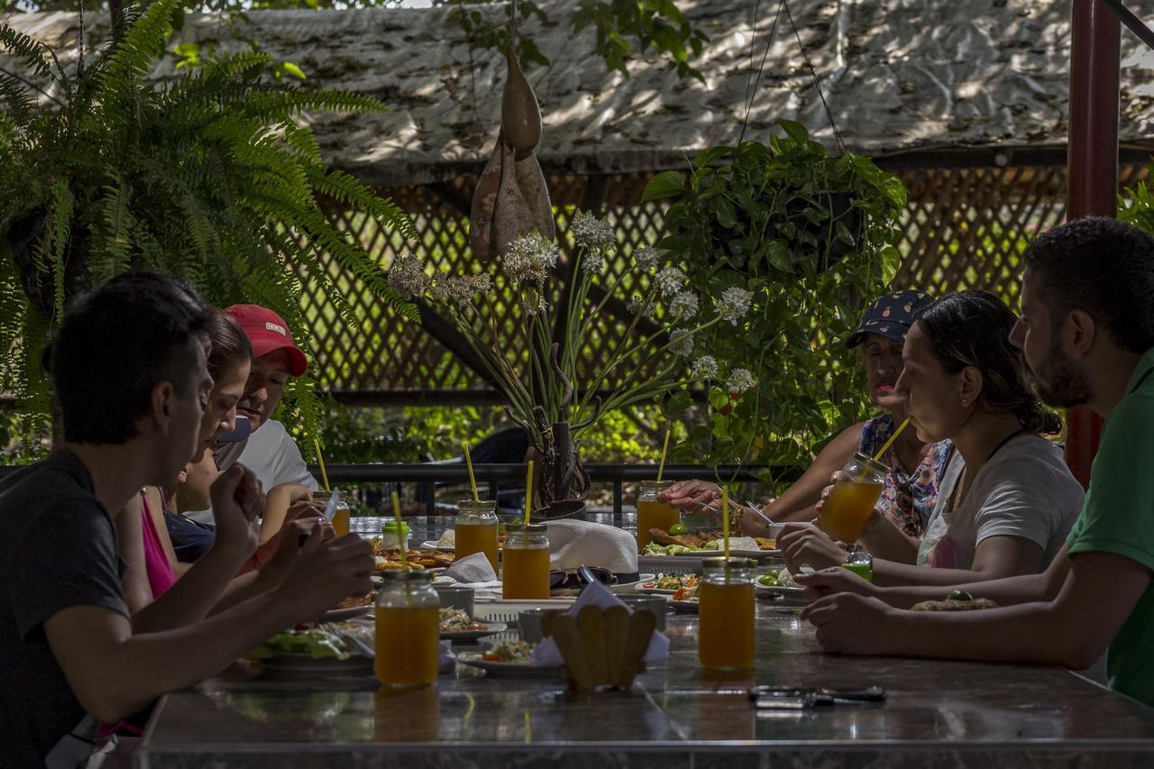 Hotel El Penon De Constantino - Tatacoa Villavieja Esterno foto